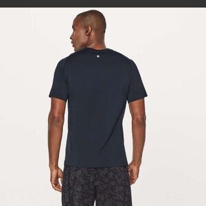 lululemon athletica Men's Short Sleeve Tee - Black